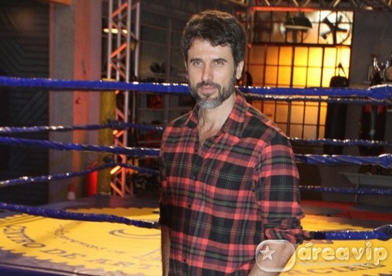 Eriberto Leão vai conciliar ‘Malhação’ com série