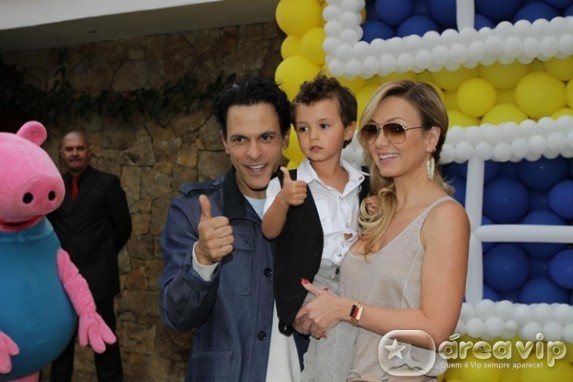 Joao Marcelo Boscoli - Eliana com o filho Marcelo Brammer/AgNews
