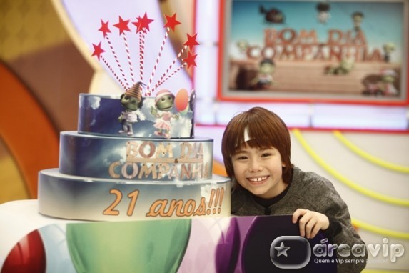‘Bom Dia & Cia’ completa 21 anos na programação do SBT