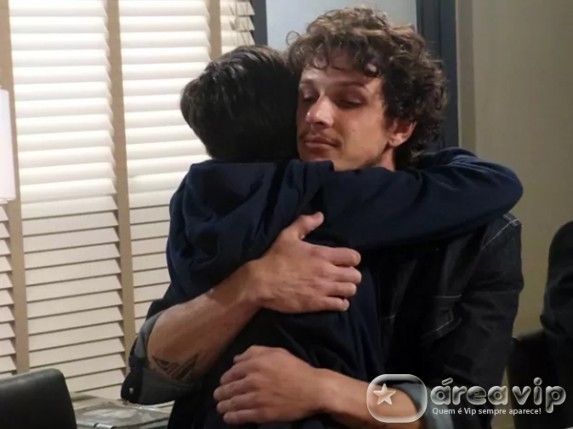 Imperio - Elivaldo ganha a guarda do filho Império/TV Globo