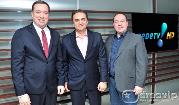 Franz Vacek, Rogério Forcolen e Alexandre Raposo - Foto: Wayne Camargo/RedeTV! Franz Vacek, Rogério Forcolen e Alexandre Raposo - Foto: Wayne Camargo/RedeTV!