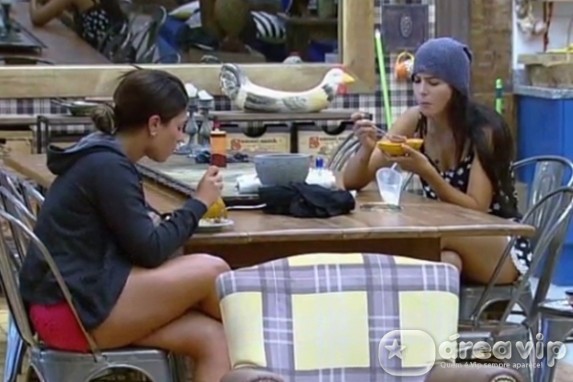 A Fazenda 7 - Babi e Debora Reprodução/Rede Record