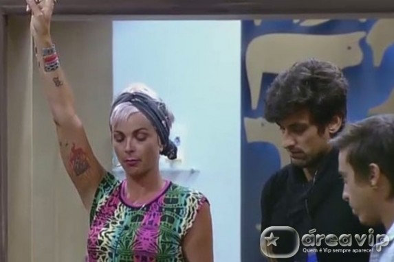 A Fazenda 7 - Bruna - Leo - DH Reprodução/Rede Record