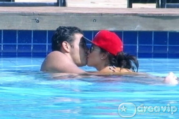 A Fazenda 7 - Marlos e Debora Reprodução/Rede Record