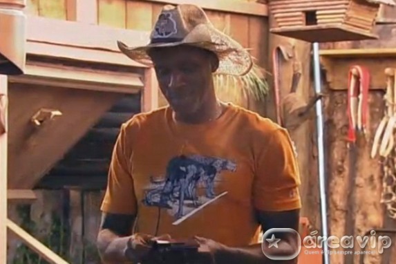 A Fazenda 7 - Robson delega tarefas Reprodução/Rede Record