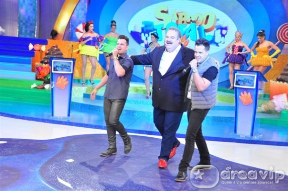 Gilberto Barros recebe João Neto e Frederico no ‘Sábado Total’