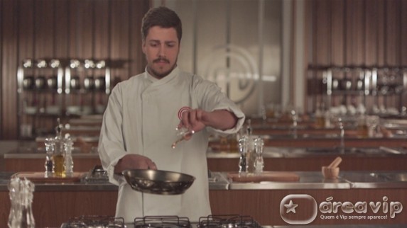‘MasterChef’ tem sétimo candidato eliminado
