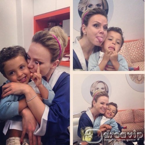 Eliana posta foto com o filho