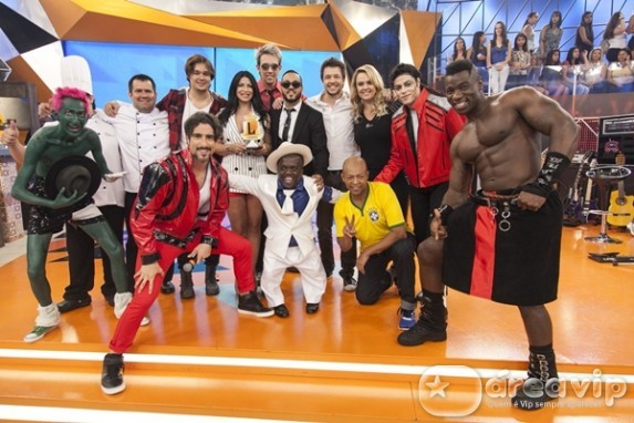 Marcos Mion e sua turma entram no clima de ‘Thriller’, no Legendários