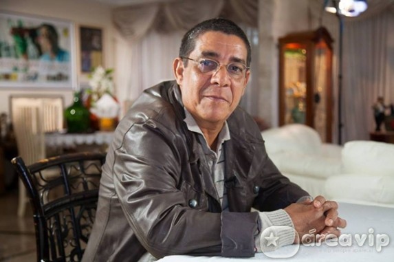 Zeca Pagodinho cancela show para fazer cirurgia