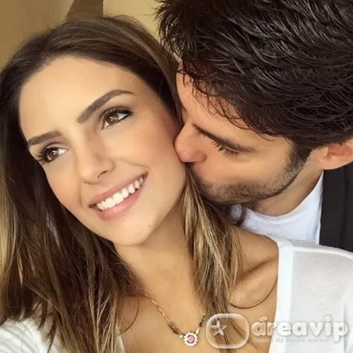 Kaká e Carol Celico reatam casamento