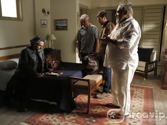 Imperio - Todos ficam impressionados com os novos diamantes Felipe Monteiro/ Gshow