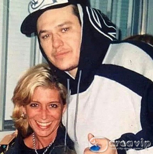 Irmã de Chorão morre aos 55 anos
