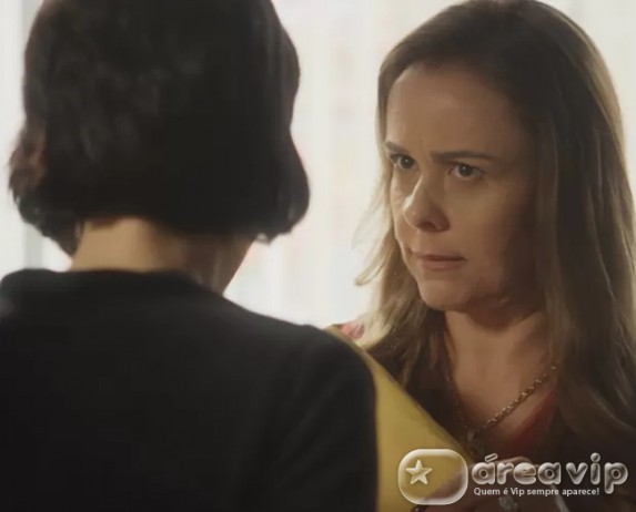 Boogie Oogie - Carlota revela identidade do Corvo Foto: TV Globo