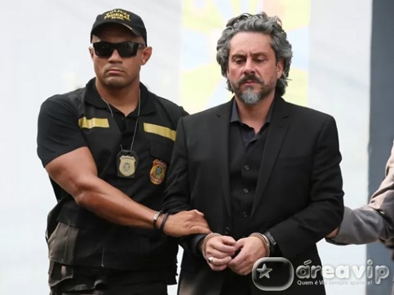 Imperio - Ze Alfredo algemado Isabella Pinheiro/ Gshow