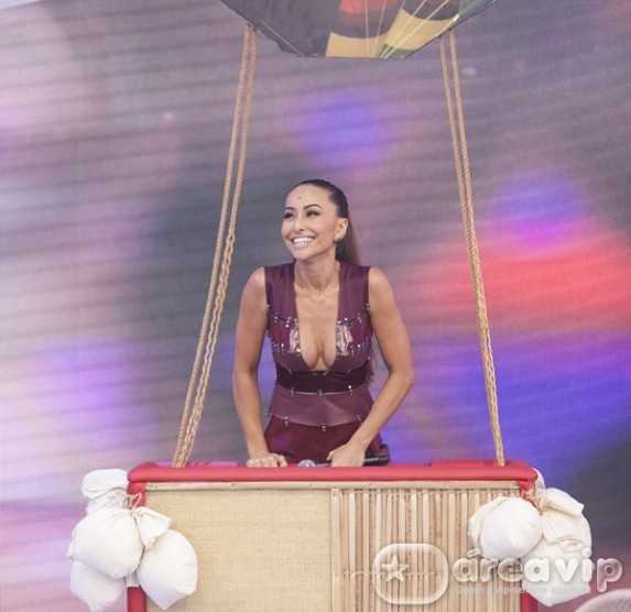 Programa da Sabrina mantém a vice-liderança isolada no horário