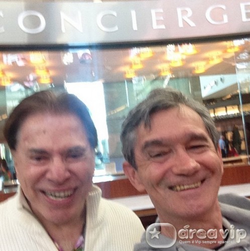 Serginho Groisman encontra com Silvio Santos e Patrícia Abravanel em shopping