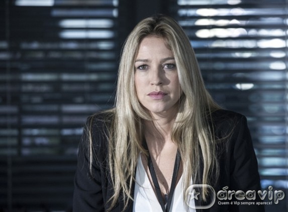 Luana Piovani está grávida de gêmeos