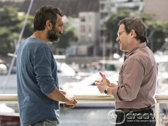 Sete Vidas - Miguel conta a Lauro como sobreviveu ao acidente Inácio Moraes/Gshow