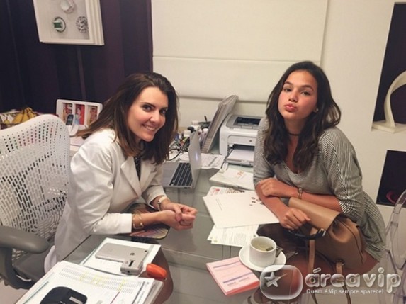 Bruna Marquezine quer perder cinco quilos