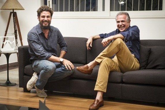 Cauã Reymond e Roberto D´Avila Globo/João Cotta