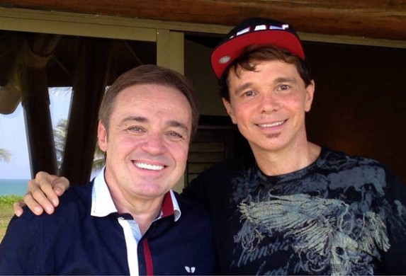 Cantor Netinho faz revelações exclusivas a Gugu