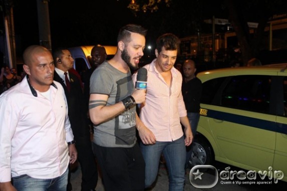 Confusão provocada pelo ‘Pânico’ marca a festa da final do ‘BBB15’