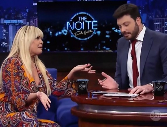 Com entrevistas de Monique Evans e Mari Alexandre, ‘The Noite’ fica na liderança