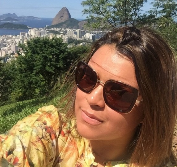 De presentes de casamento, Preta Gil pede passeios e jantares para lua de mel