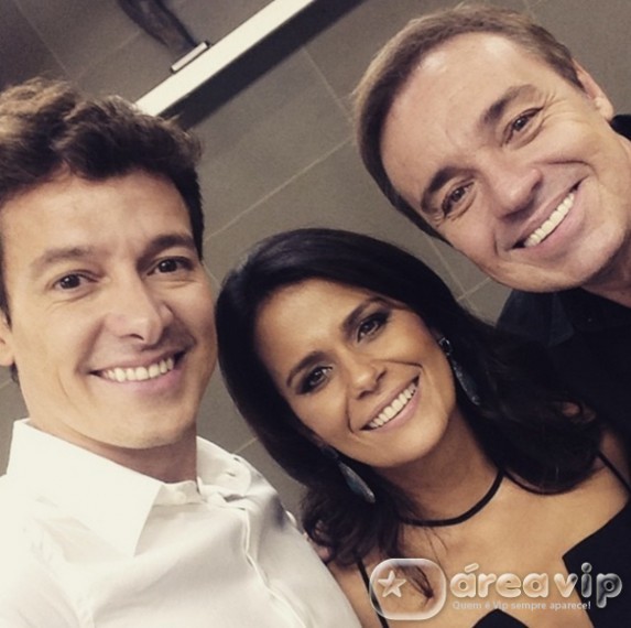 Gugu comemora seu aniversário no programa e garante segundo lugar