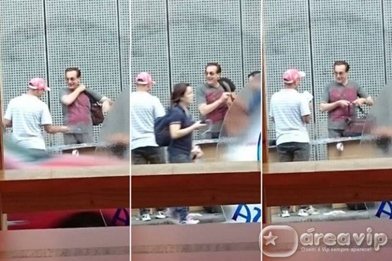 Ronaldo Ésper é flagrado comprando DVDs piratas em camelô da Rua Augusta