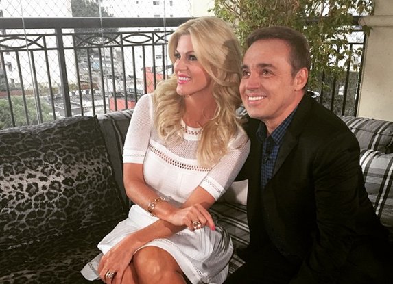 Val Marchiori quebra o silêncio e fala sobre briga com ex-marido no Programa do Gugu