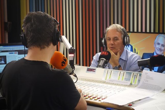 Otávio Mesquita manda recado para quem o acha chato