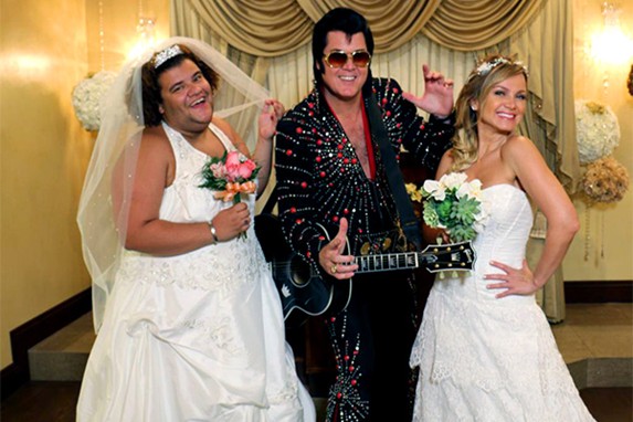 Eliana se veste de noiva para ‘casamento’ com Gominho em Las Vegas