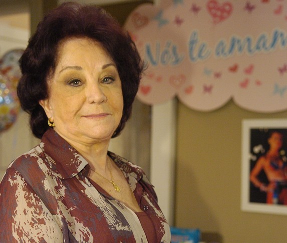 Aposentada da TV, Lolita Rodrigues se muda para João Pessoa