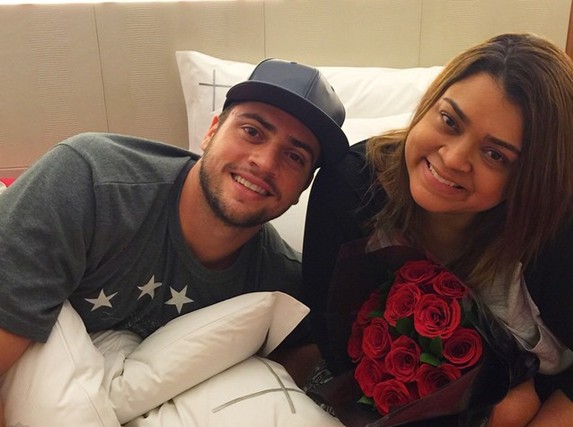 Preta Gil comemora um mês de casada