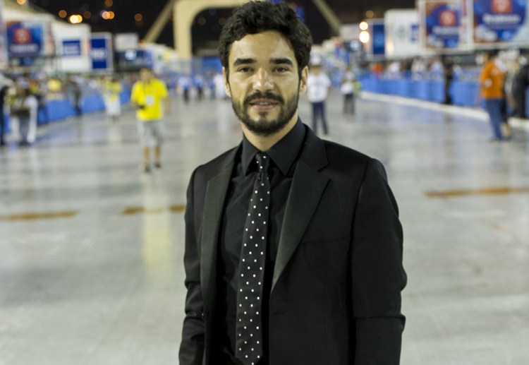 Caio Blat recebe convite da Record