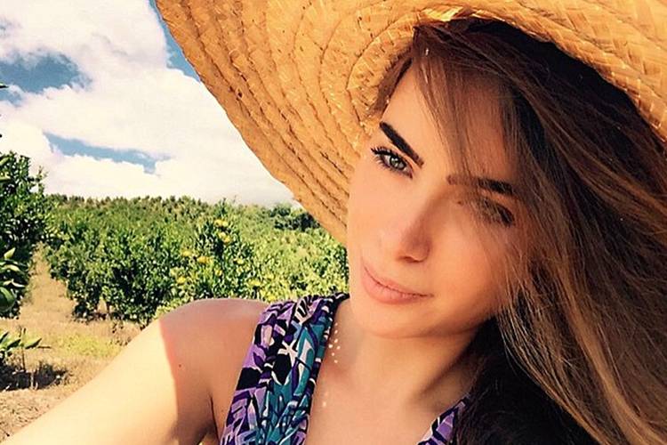 Ex de Latino sai sem nada do casamento