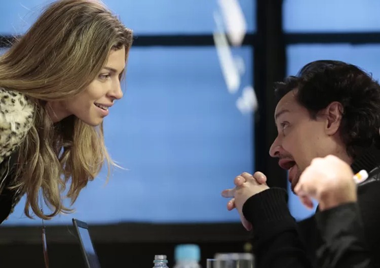 Verdades Secretas - Larissa vai tirar satisfação com o estilista Felipe Monteiro / Gshow/Reprodução