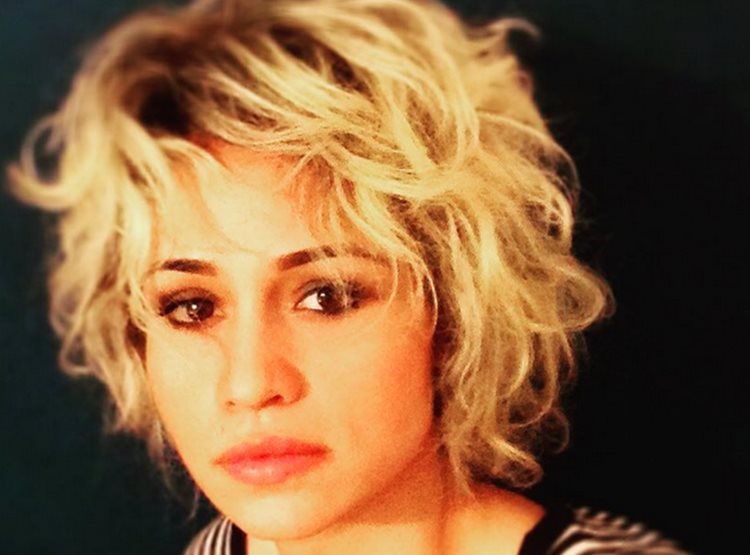 Nanda Costa muda o visual para viver personagem