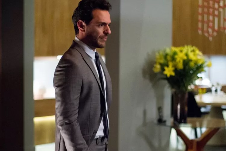 Verdades Secretas - Alex surta Fabiano Battaglin/ Gshow