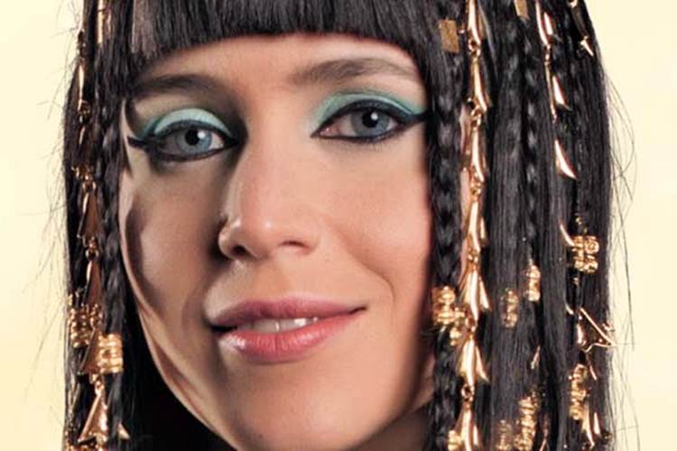 Mel Lisboa - Henutmire TV Record