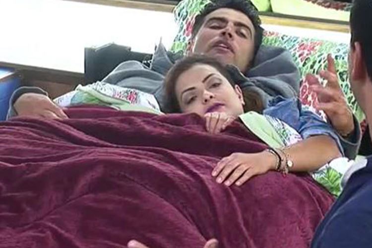 A Fazenda 8 - JP e Li Reprodução/Rede Record