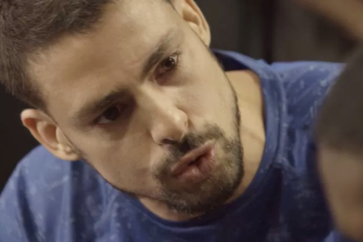 Cauã Reymond tem problema com diretora em gravação