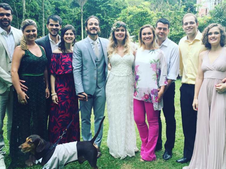 Casamento Graziella Reprodução/Instagram/dezzacruz