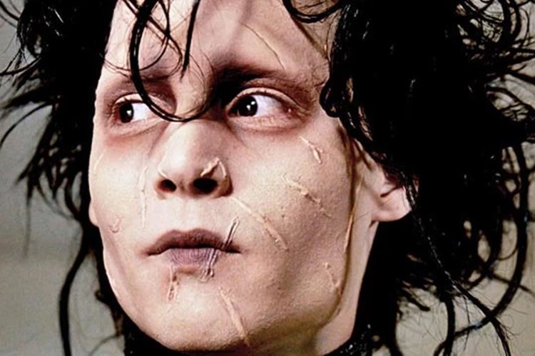Filme - Edward Mãos de Tesoura Reprodução