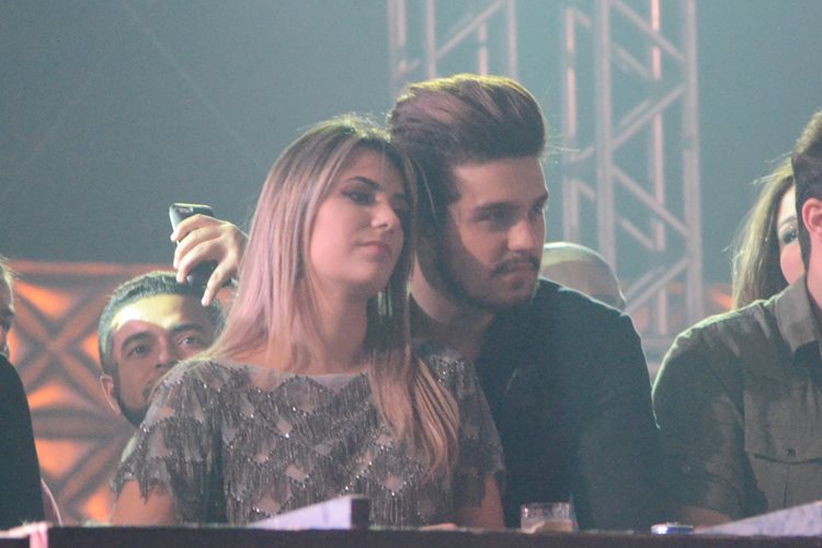 Luan Santana reata namoro com a ex