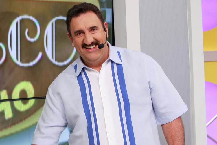 Ratinho vai para os Estados Unidos em busca de formatos de programas