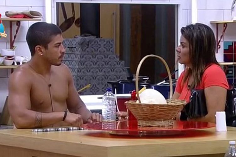 A Fazenda 8 - Douglas e Mara Reprodução/Rede Record