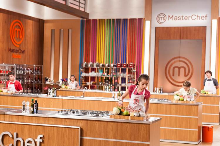 No ‘MasterChef Júnior’, cozinheiros encaram mais uma prova da Caixa Misteriosa